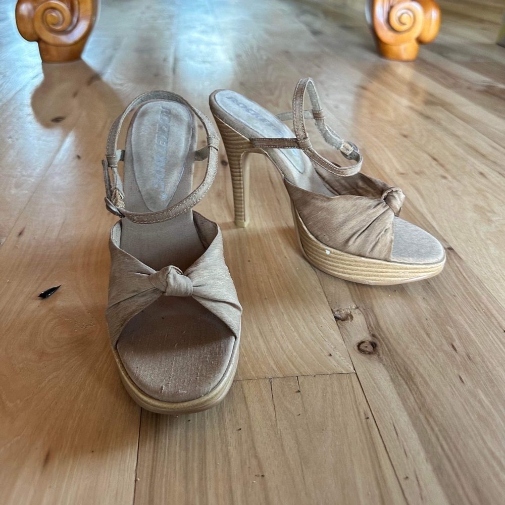 Rocket dog heels cream